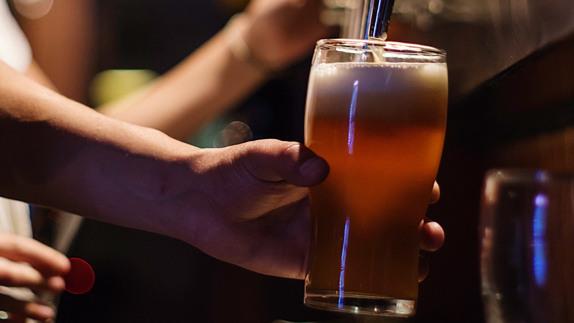 pint being poured